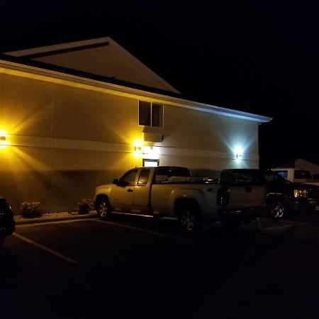 Bilmar Inn & Suites Dell Rapids Dış mekan fotoğraf