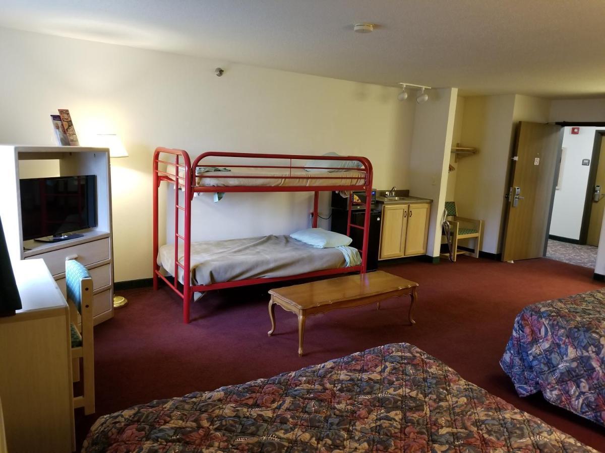 Bilmar Inn & Suites Dell Rapids Dış mekan fotoğraf