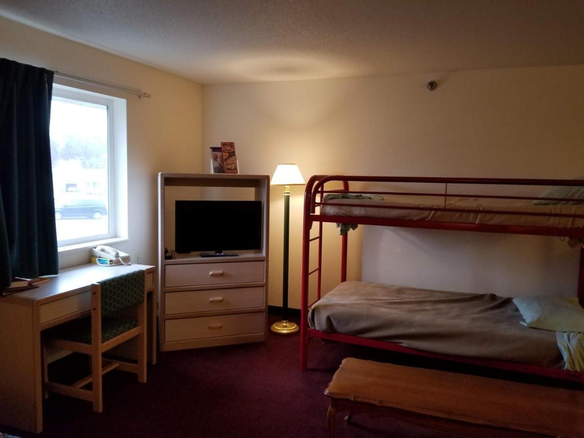 Bilmar Inn & Suites Dell Rapids Dış mekan fotoğraf