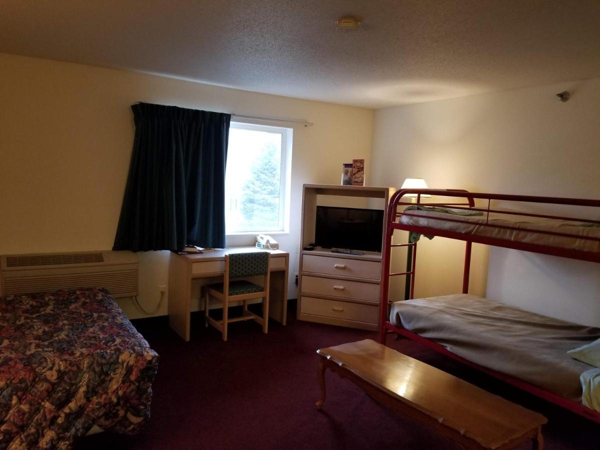 Bilmar Inn & Suites Dell Rapids Dış mekan fotoğraf