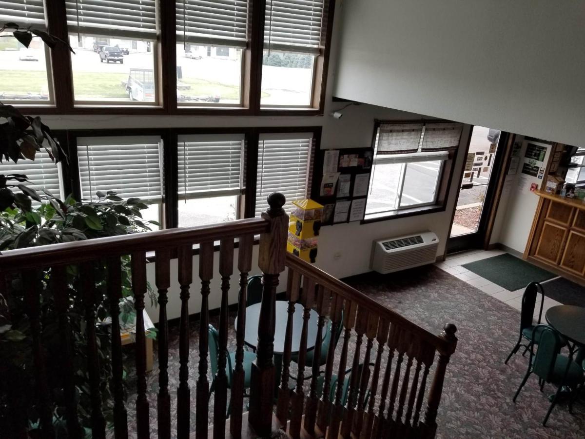 Bilmar Inn & Suites Dell Rapids Dış mekan fotoğraf