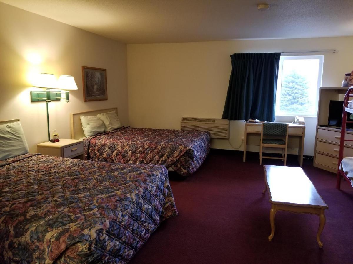 Bilmar Inn & Suites Dell Rapids Dış mekan fotoğraf