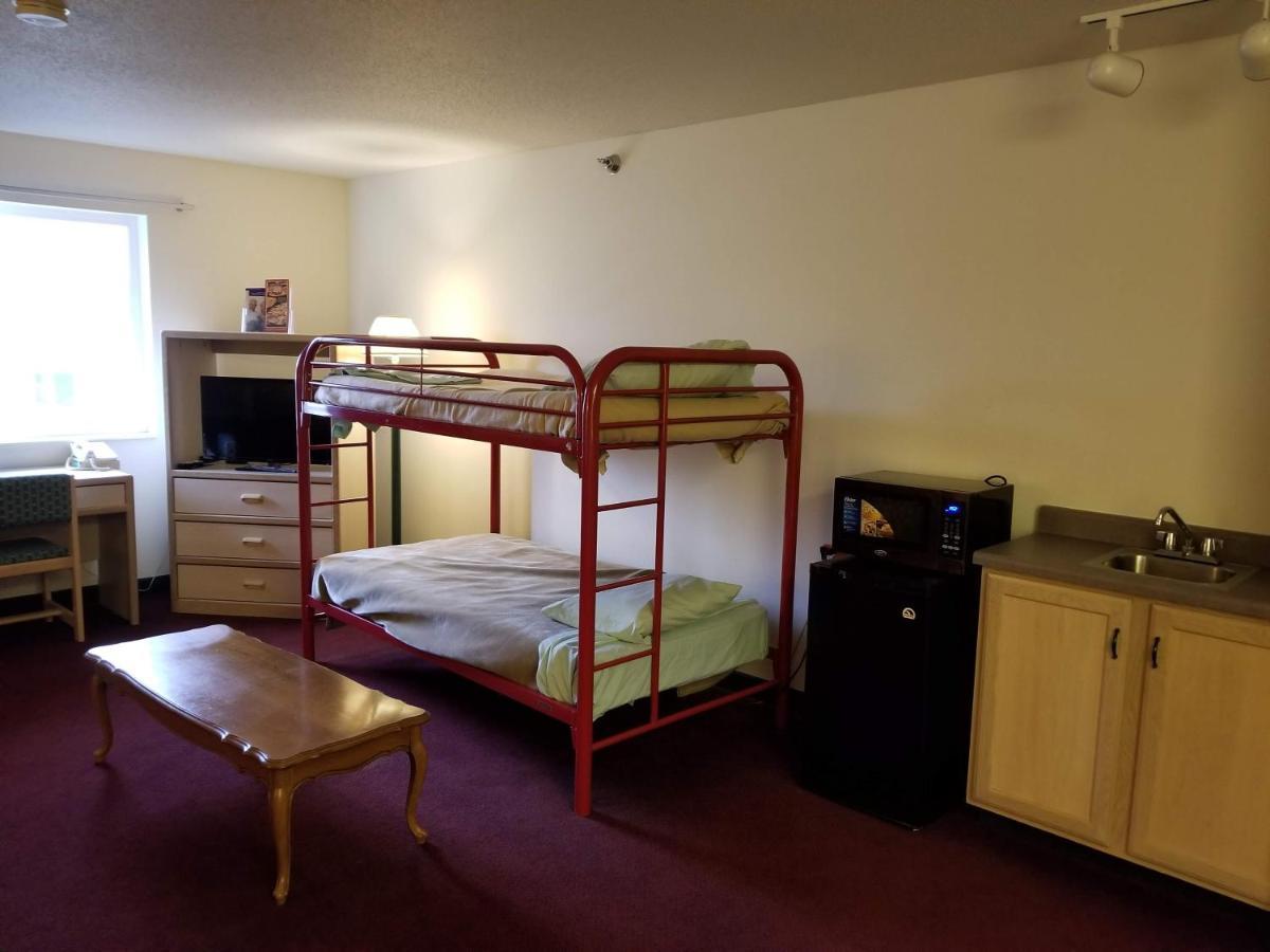 Bilmar Inn & Suites Dell Rapids Dış mekan fotoğraf