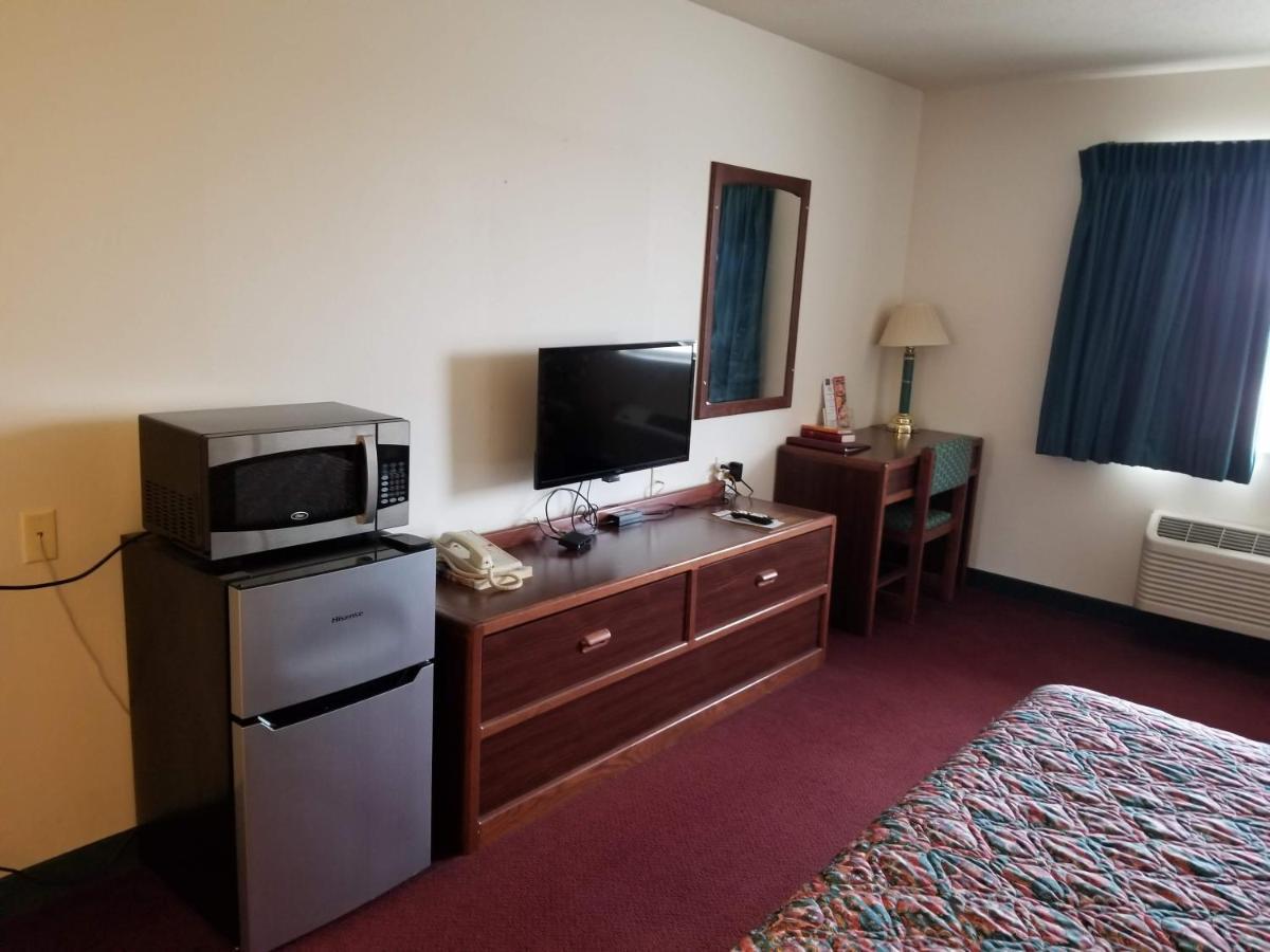 Bilmar Inn & Suites Dell Rapids Dış mekan fotoğraf