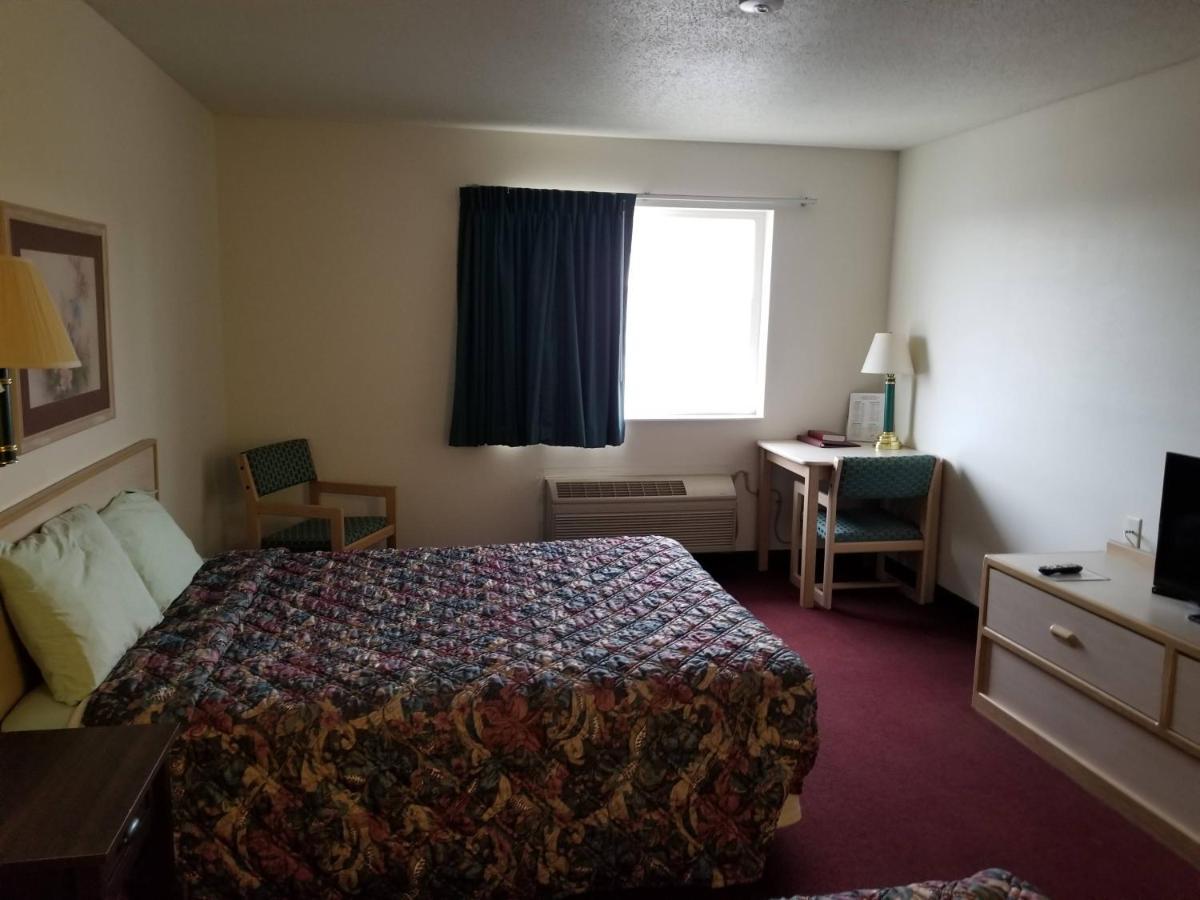 Bilmar Inn & Suites Dell Rapids Dış mekan fotoğraf
