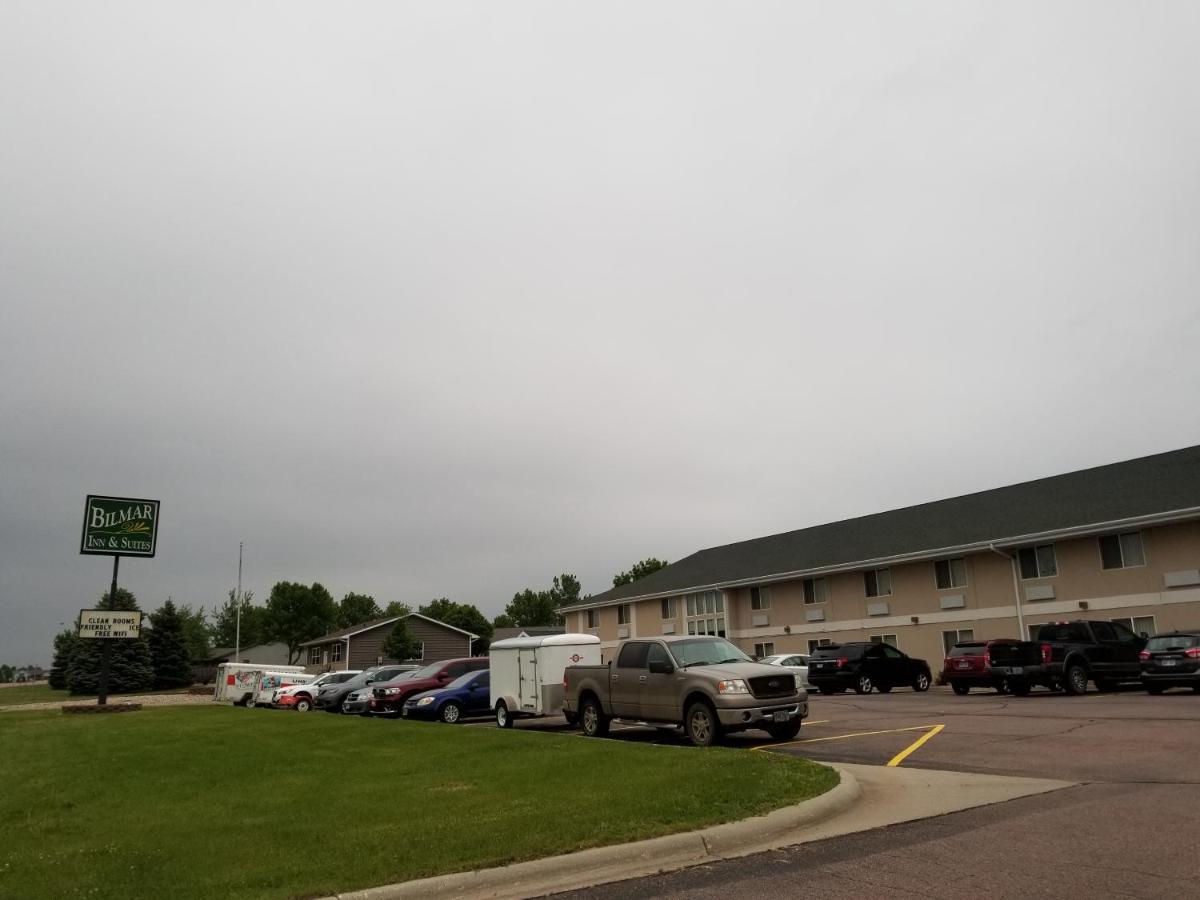 Bilmar Inn & Suites Dell Rapids Dış mekan fotoğraf