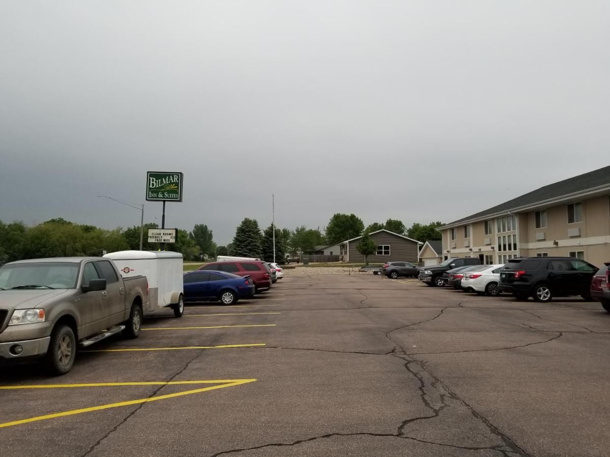 Bilmar Inn & Suites Dell Rapids Dış mekan fotoğraf