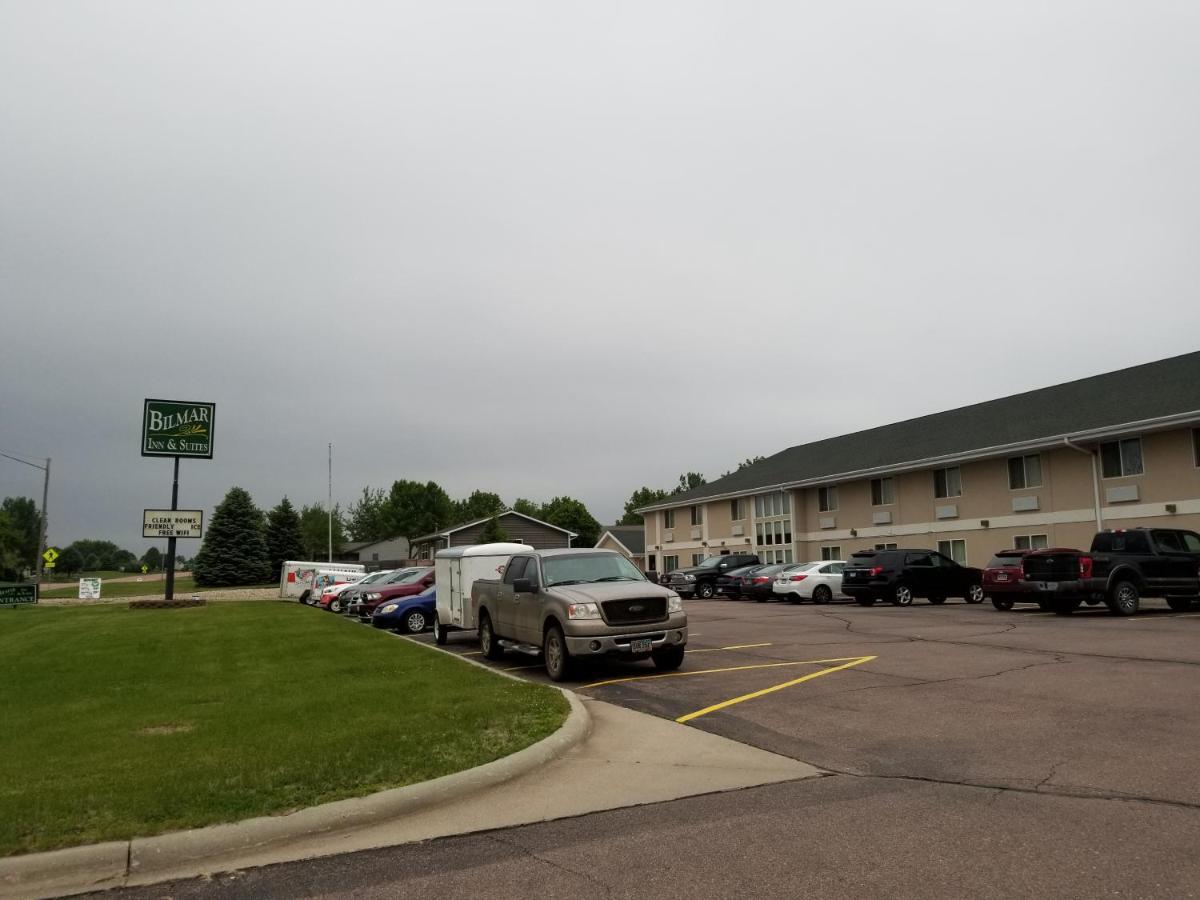 Bilmar Inn & Suites Dell Rapids Dış mekan fotoğraf